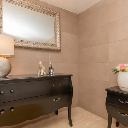 Beautiful Lara With Sauna In Imotski * Kamenmost