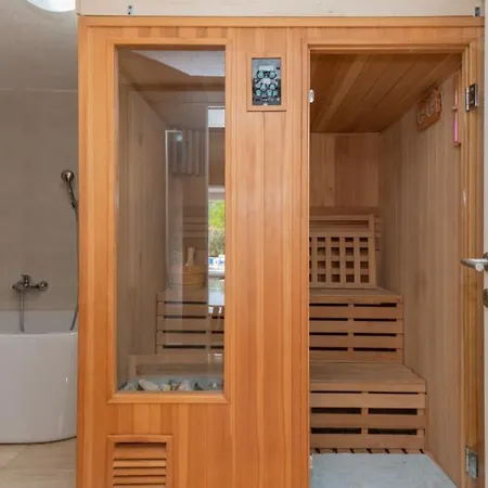 Beautiful Lara With Sauna In Imotski