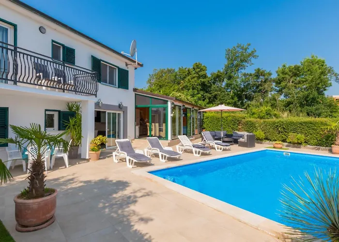 Villa Beautiful Lara With Sauna In Imotski