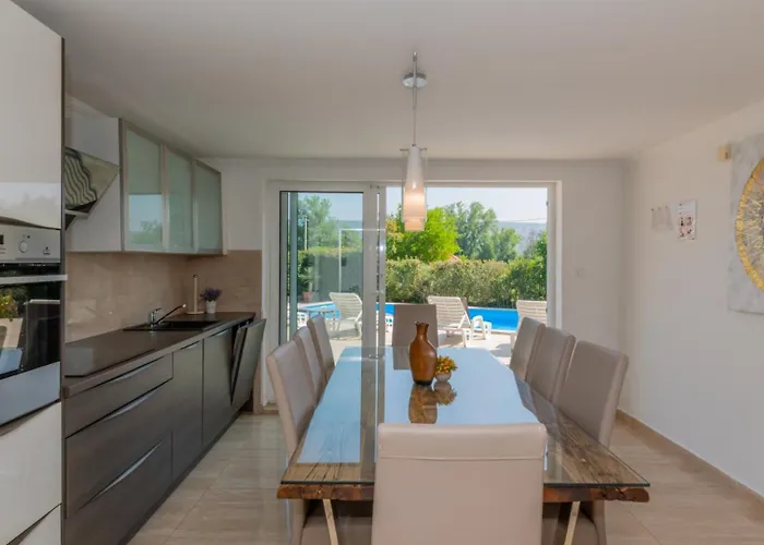 Villa Beautiful Lara With Sauna In Imotski Kamenmost