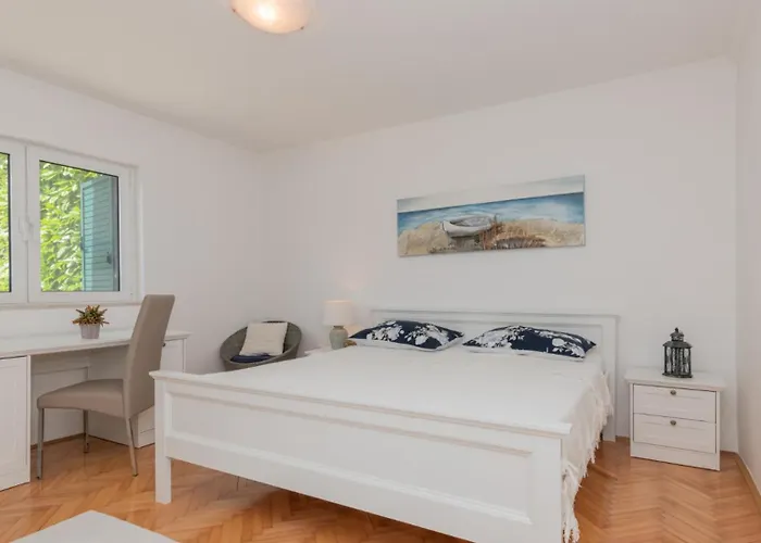 Villa Beautiful Lara With Sauna In Imotski Kamenmost