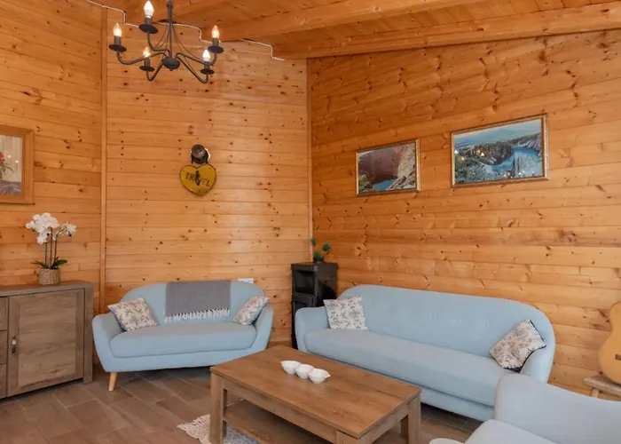 Beautiful Lara With Sauna In Imotski Villa *