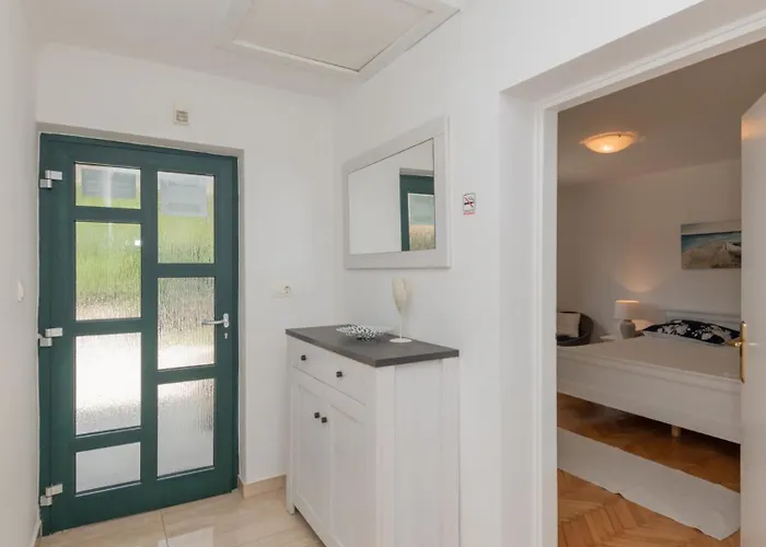 Beautiful Lara With Sauna In Imotski Villa Kamenmost